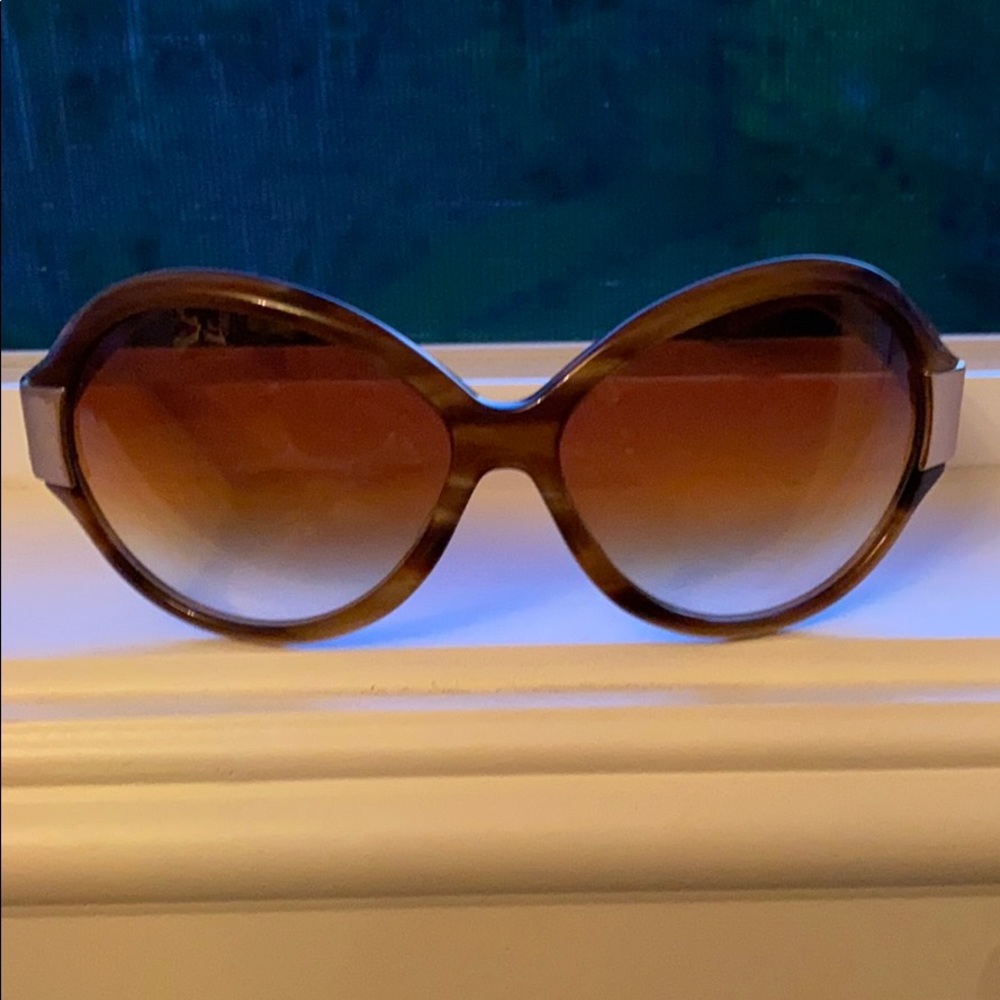 Oliver Peoples